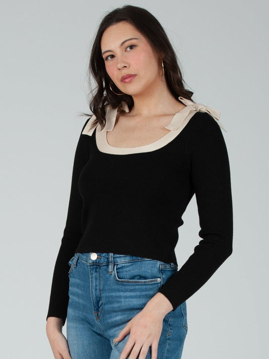 Women’s Knit Long Sleeve Sweater