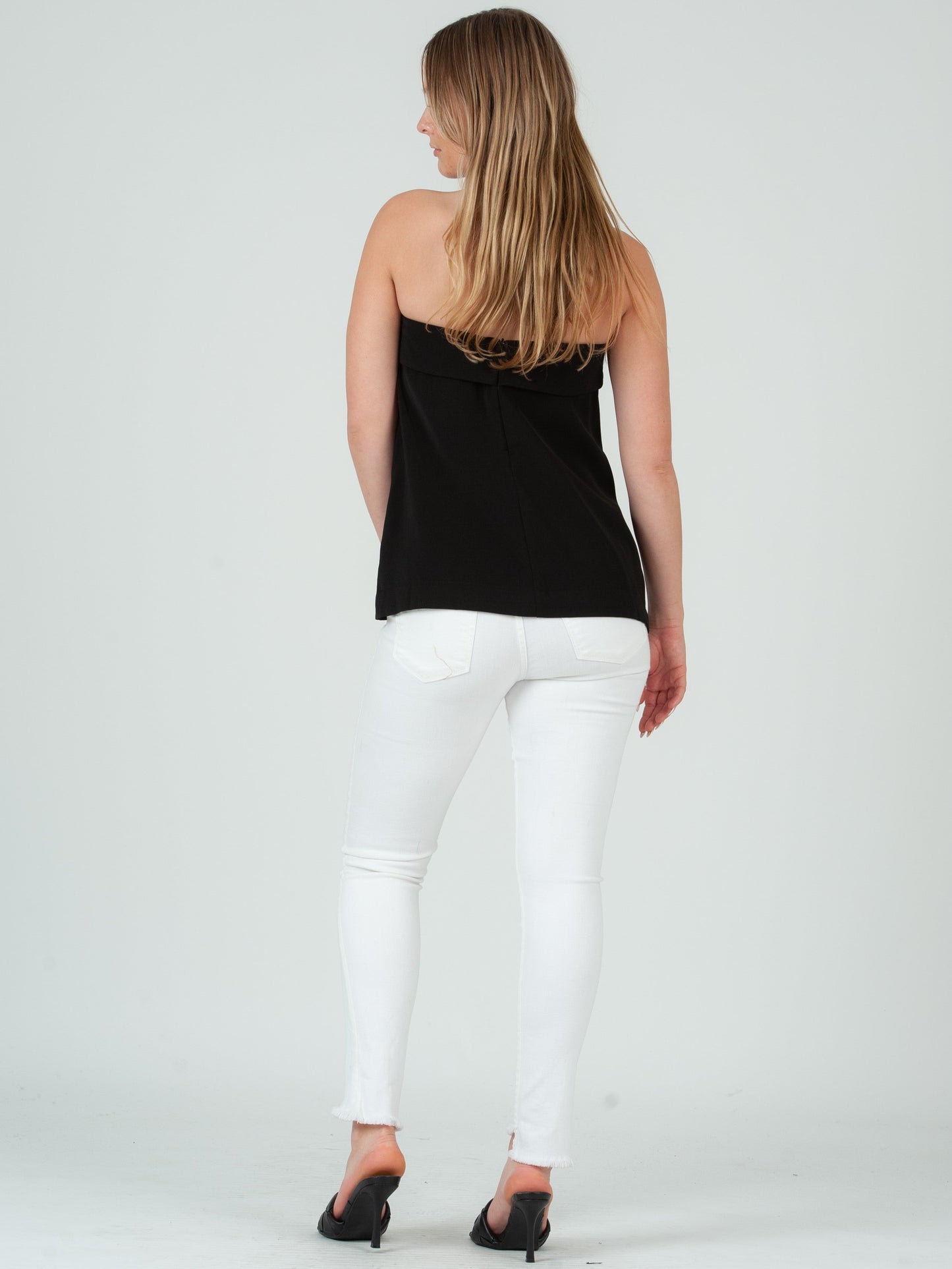 Women’s Strapless Top