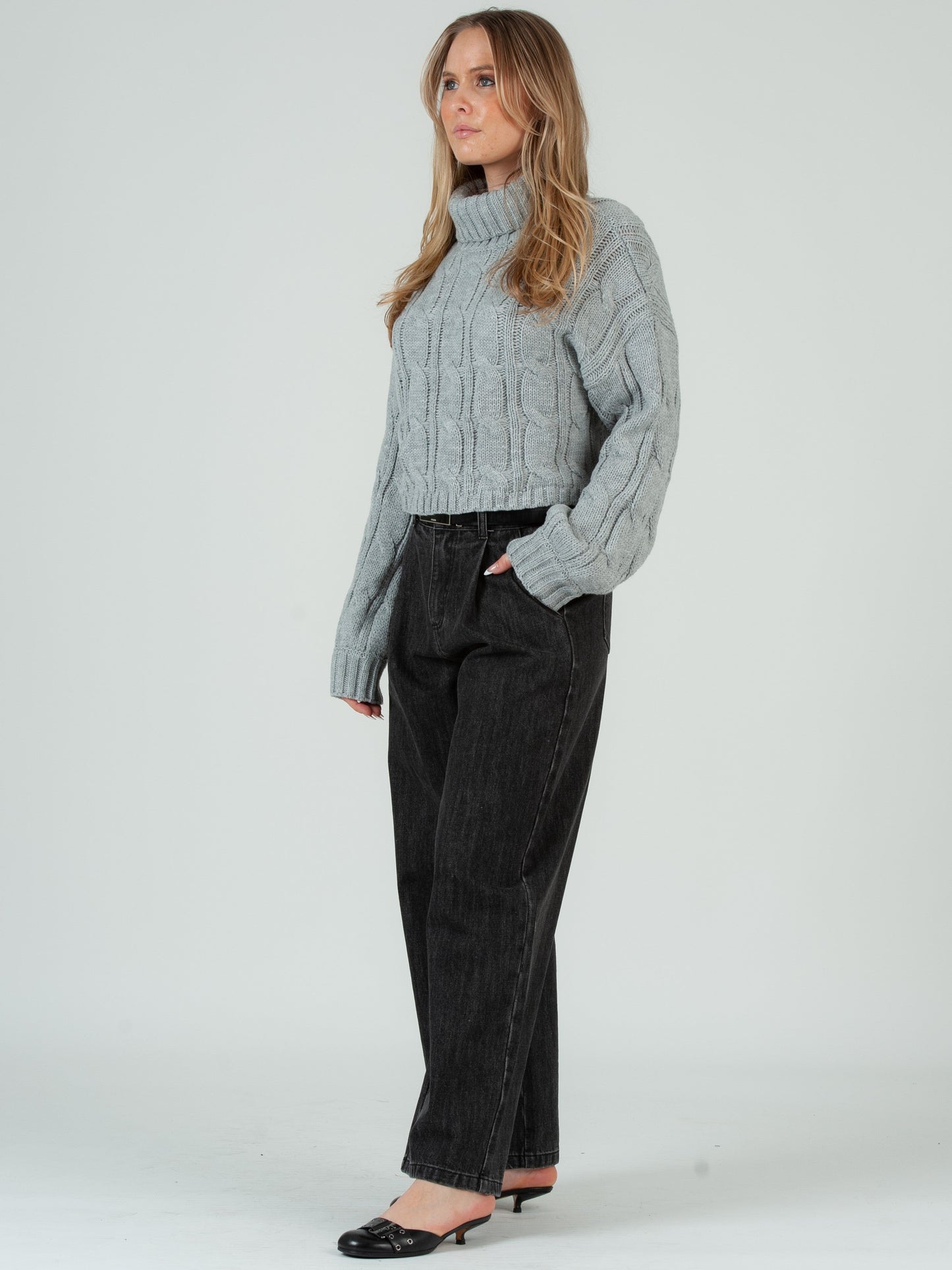 Women’s Cable Knit Turtleneck Sweater