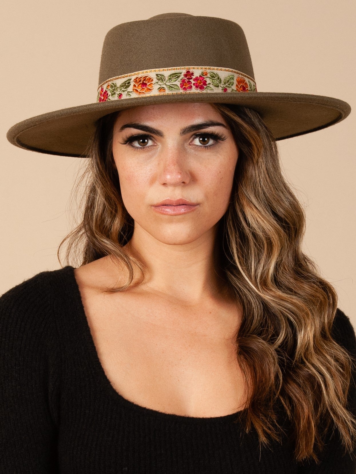 Women’s Gaucho Felt hat with Brocade Band