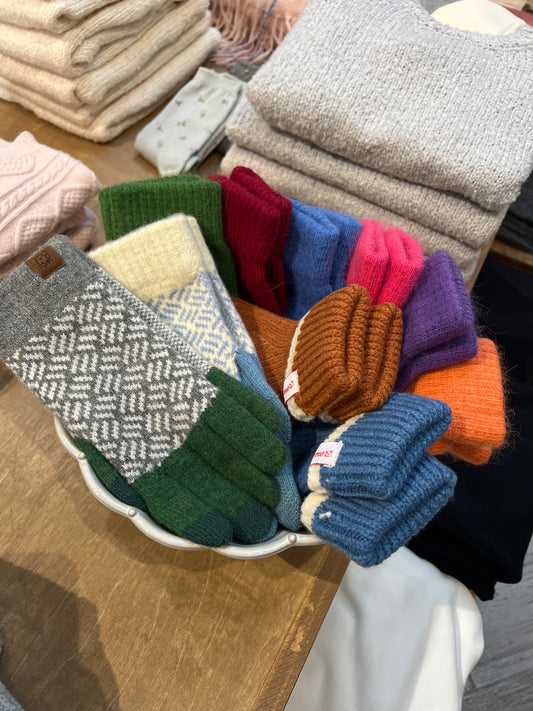 Knit Gloves