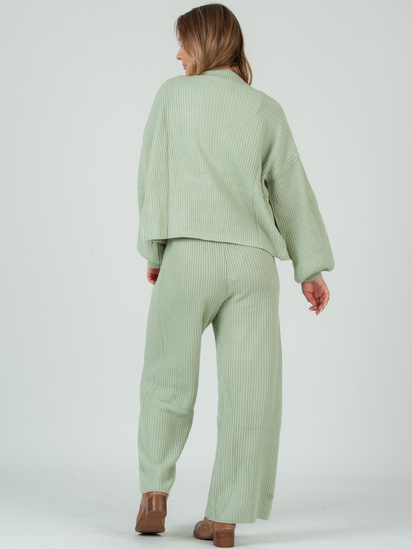 Women’s Light Knit Cardigan Sweater