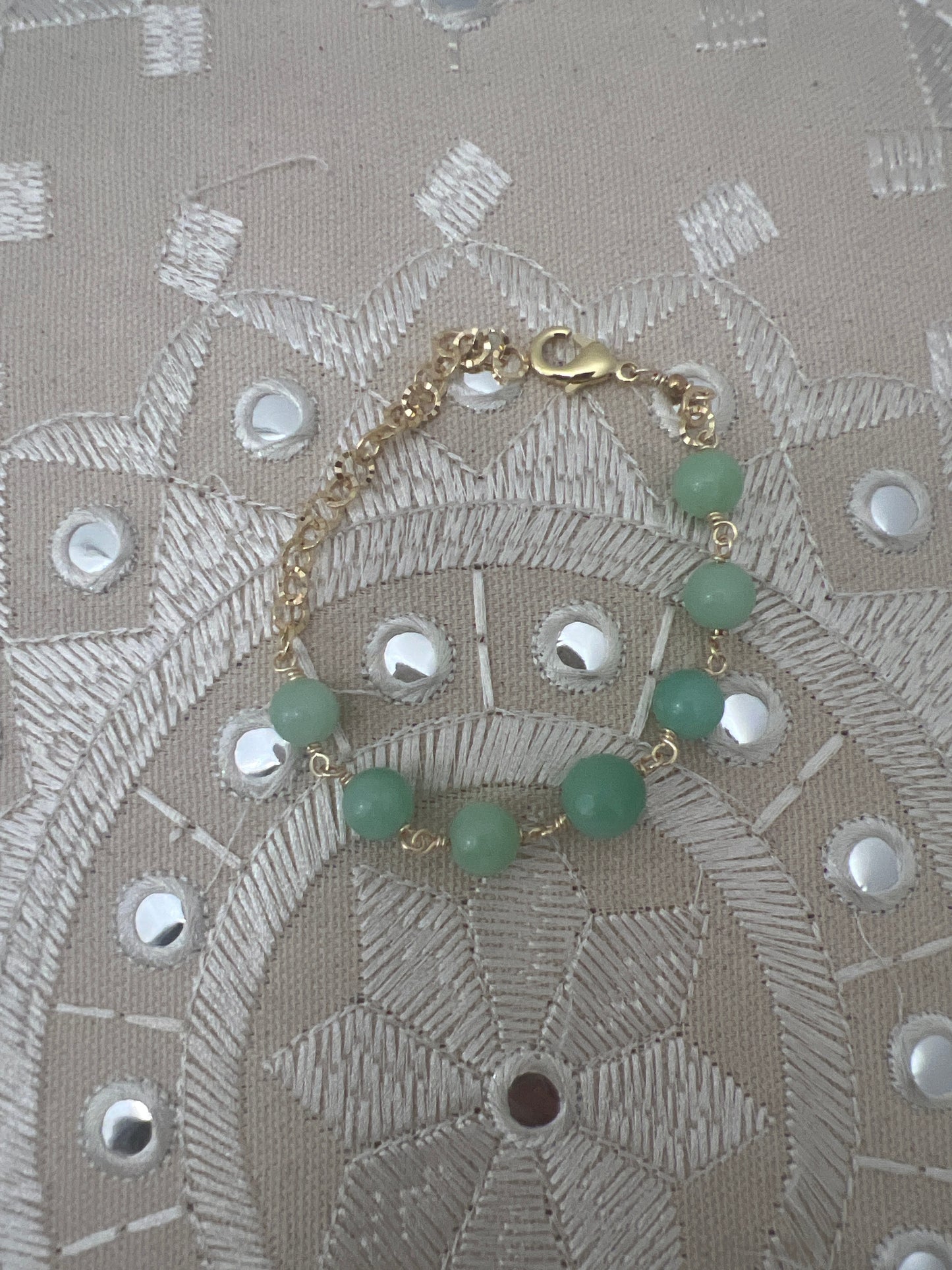 Natural Burmese Green Jade & 18K plated gold bracelet