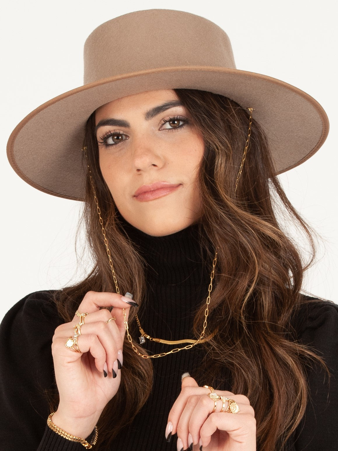 Women’s Gambler Wool hat with Gold chain detail