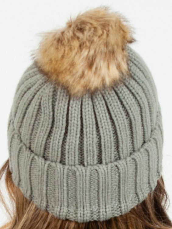 Women’s Ribbed Knit Beanie with Poms