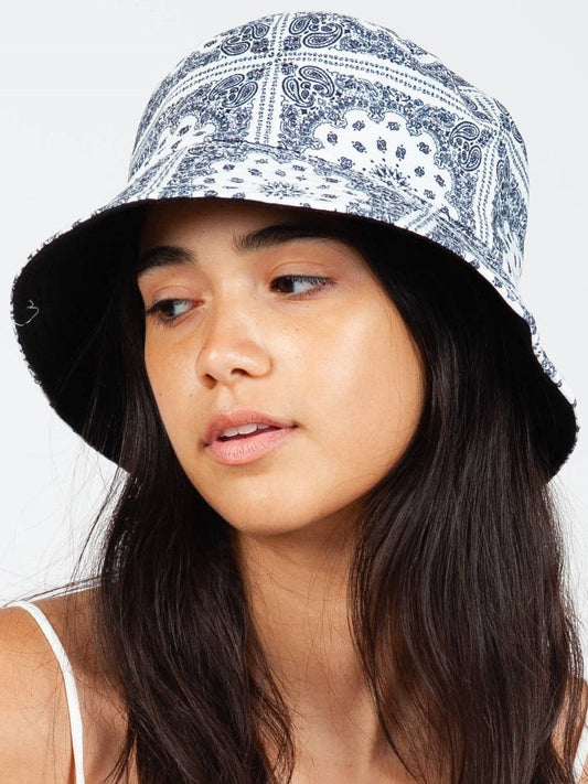 Women's Bandana Print Reversible Bucket Hat