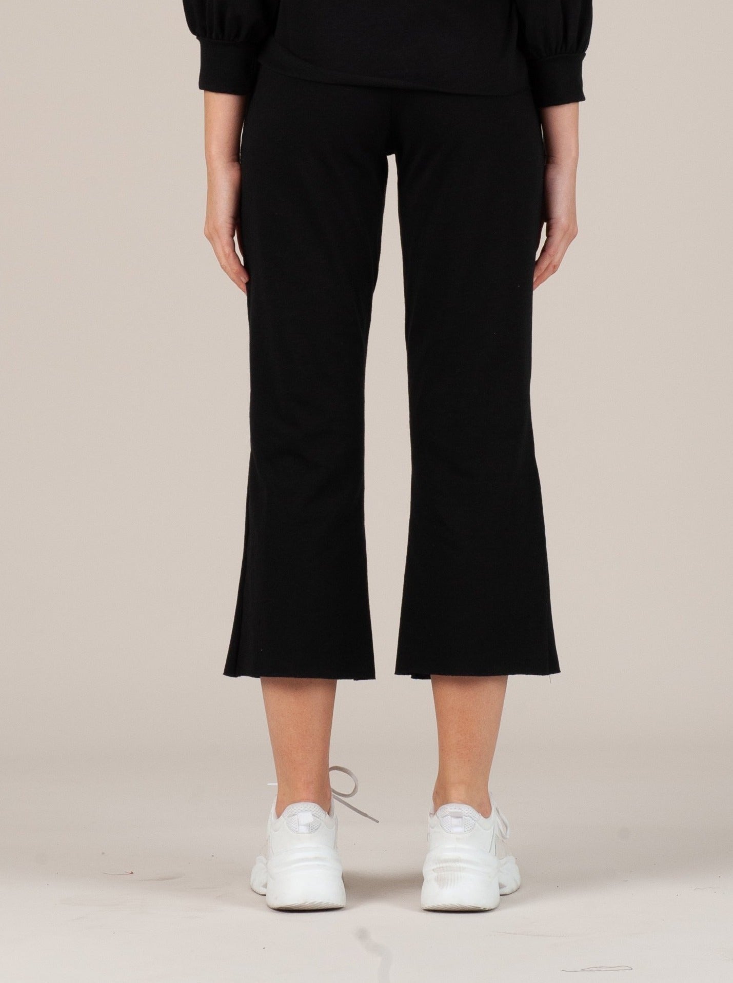 Women’s French terry crop sweatpants